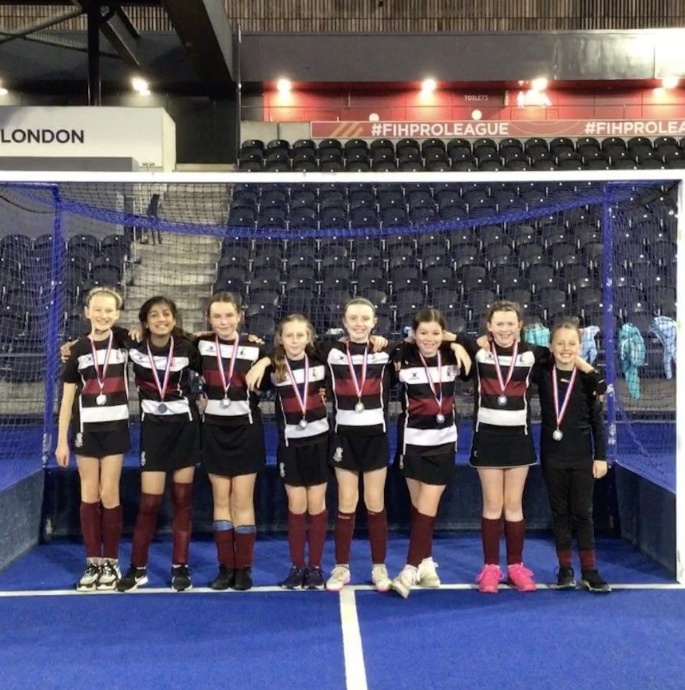 News » U11 Hockey Girls Take Silver In The Plate At ISA Nationals